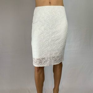 White lace pencil skirt